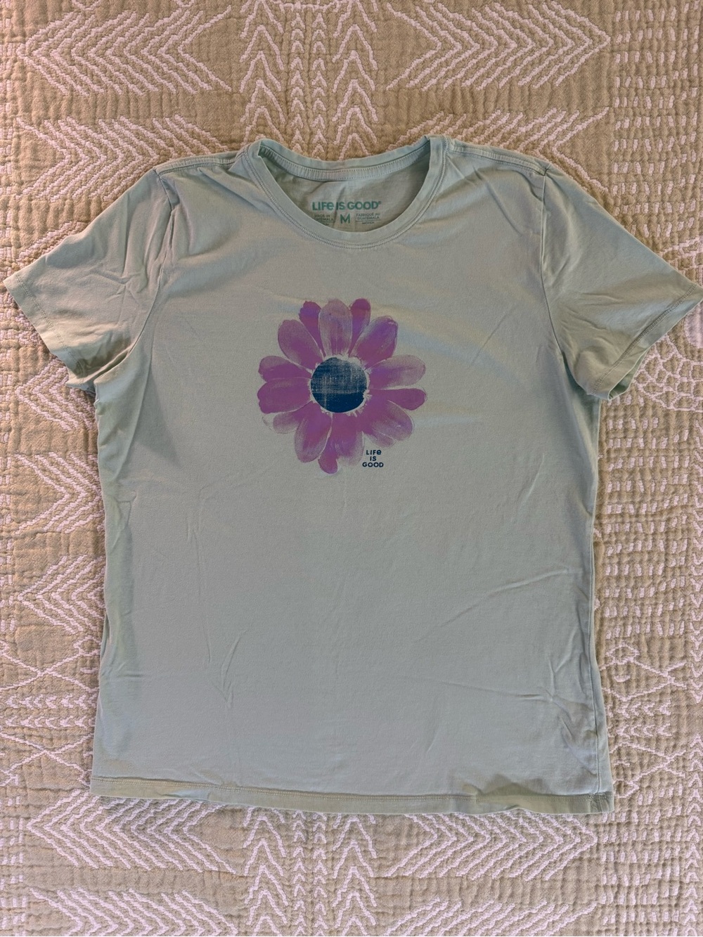 GUC Wimens Med Life Is Good Sage Mint Green Tshirt w/ Purple Daisy - LIG